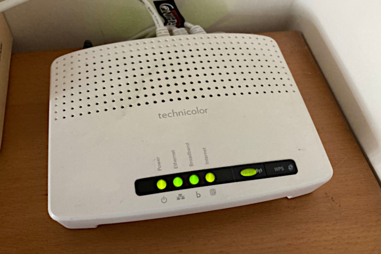 connect to technicolor router